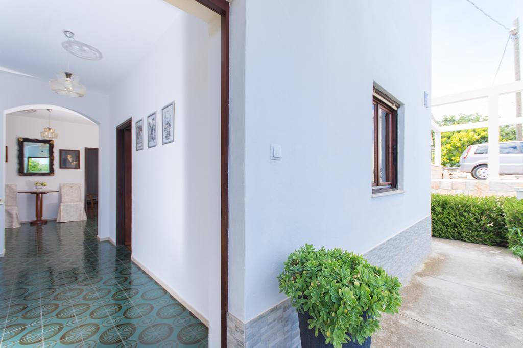 Apartment Lorenzo โตรกีร์ ภายนอก รูปภาพ